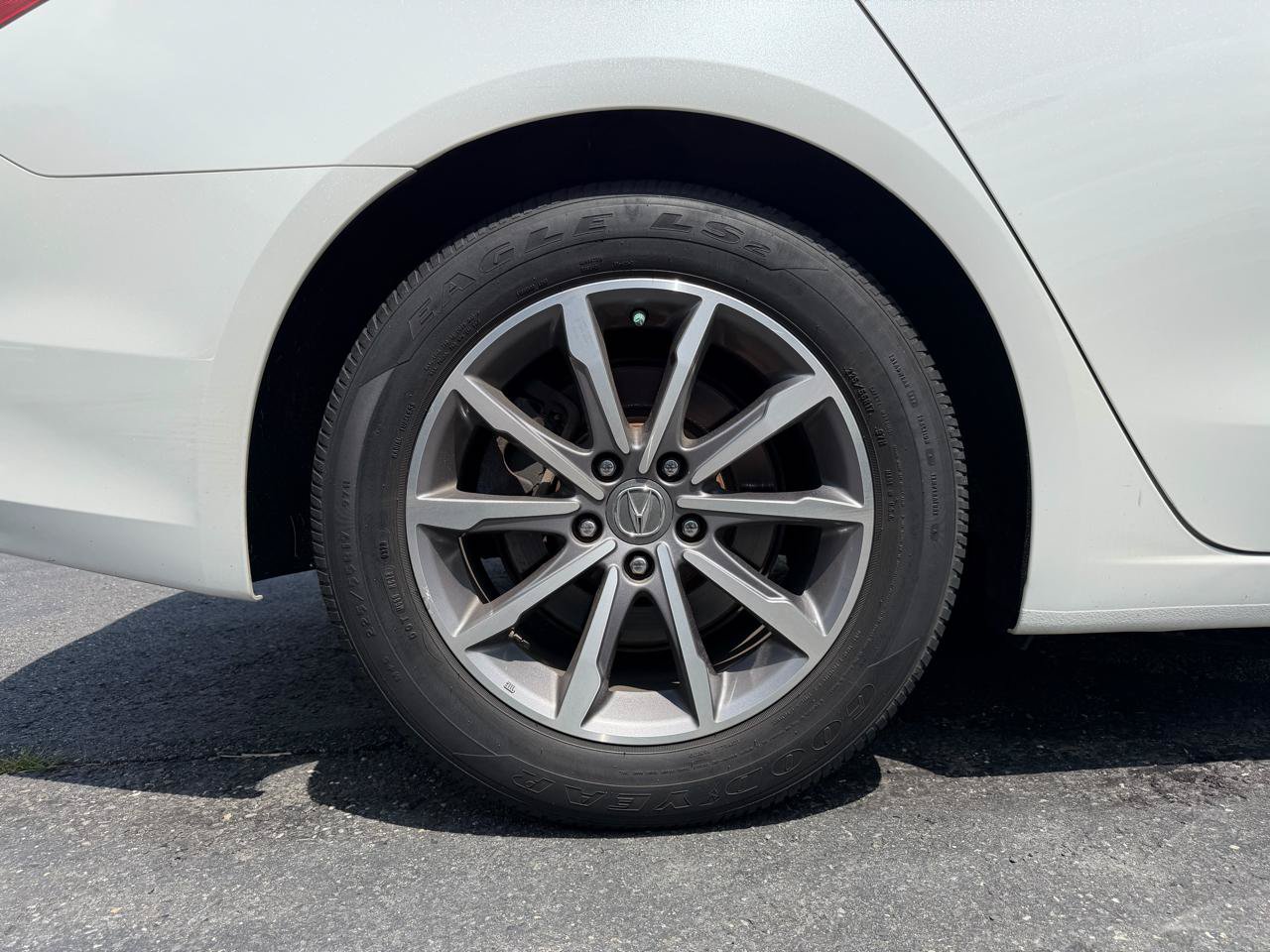 Used 2020 Acura TLX FWD image 28