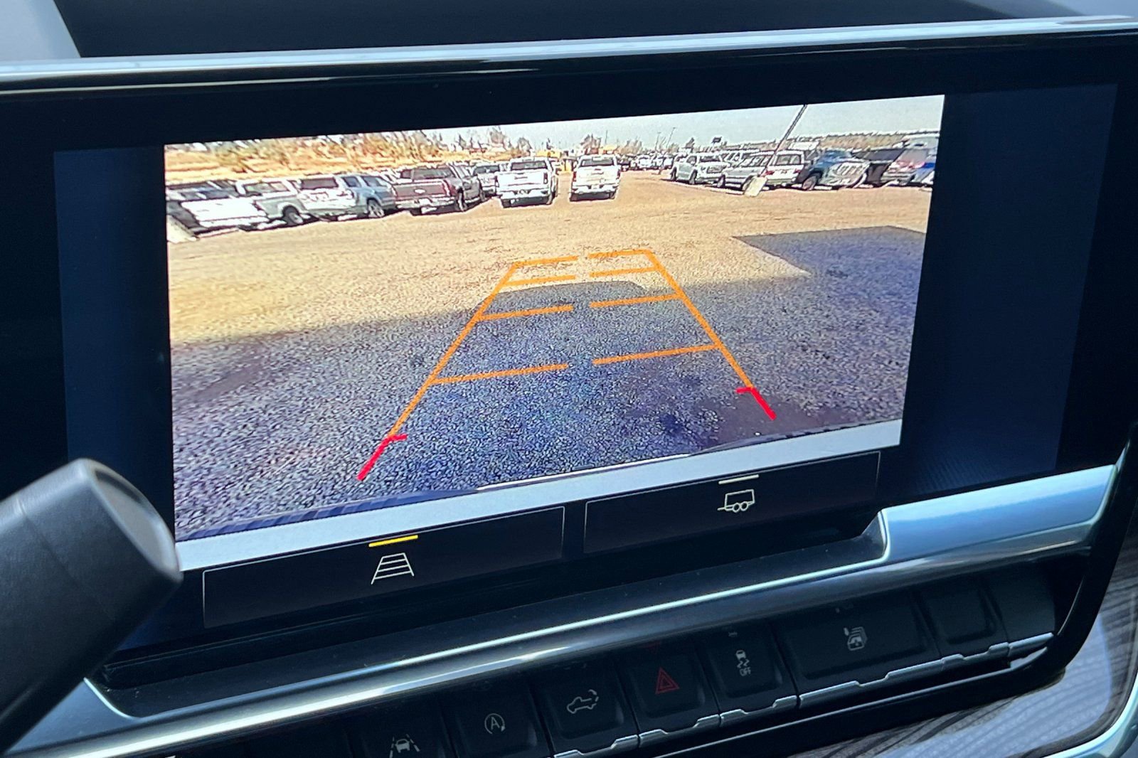 Used 2025 Chevrolet Silverado 1500 LT image 25