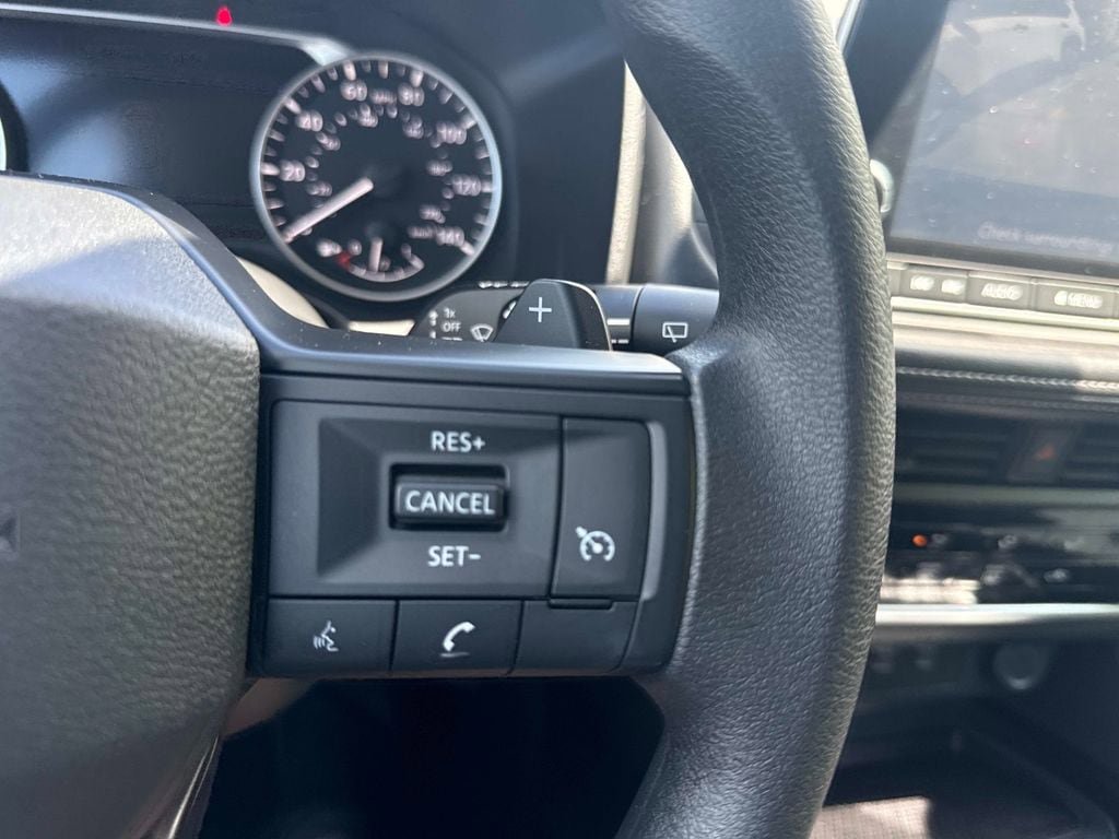 Certified 2025 Nissan Rogue S AWD/4WD image 27