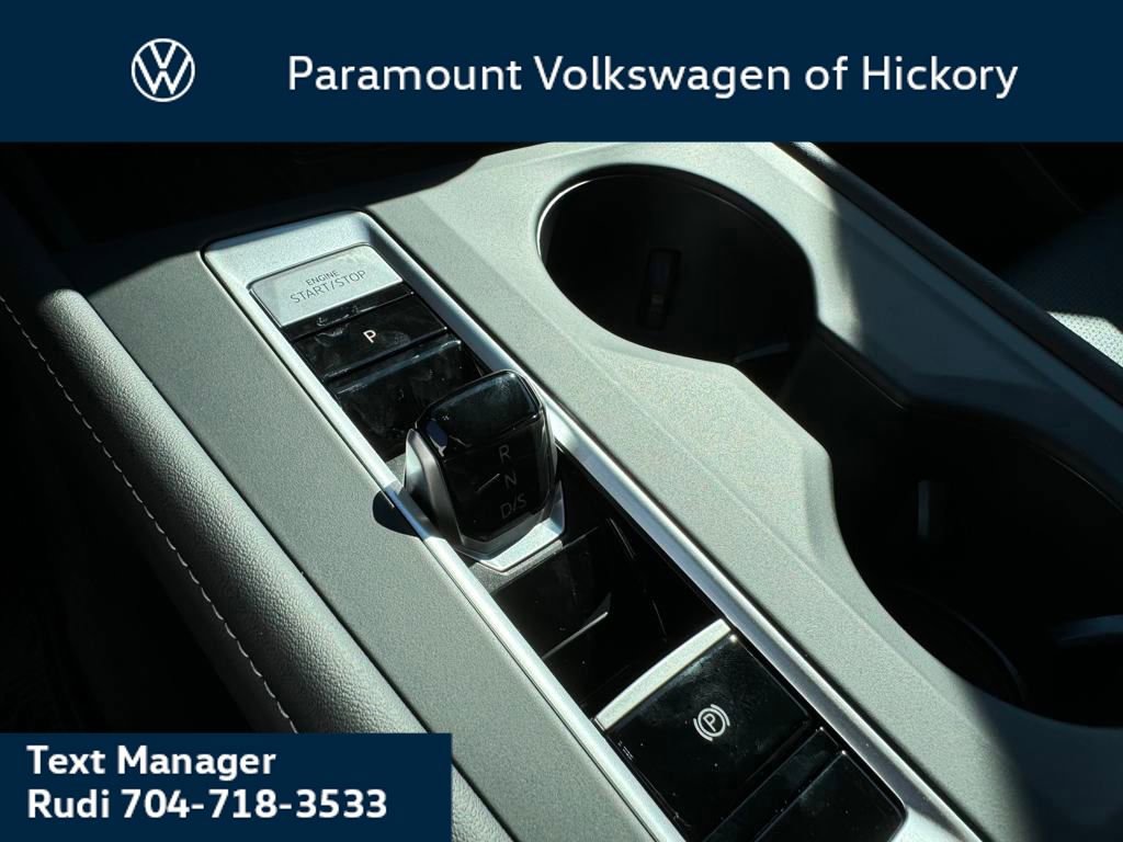 New 2026 Volkswagen Atlas SE image 13