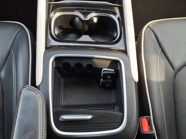 Certified 2023 Chrysler Pacifica Limited image 23