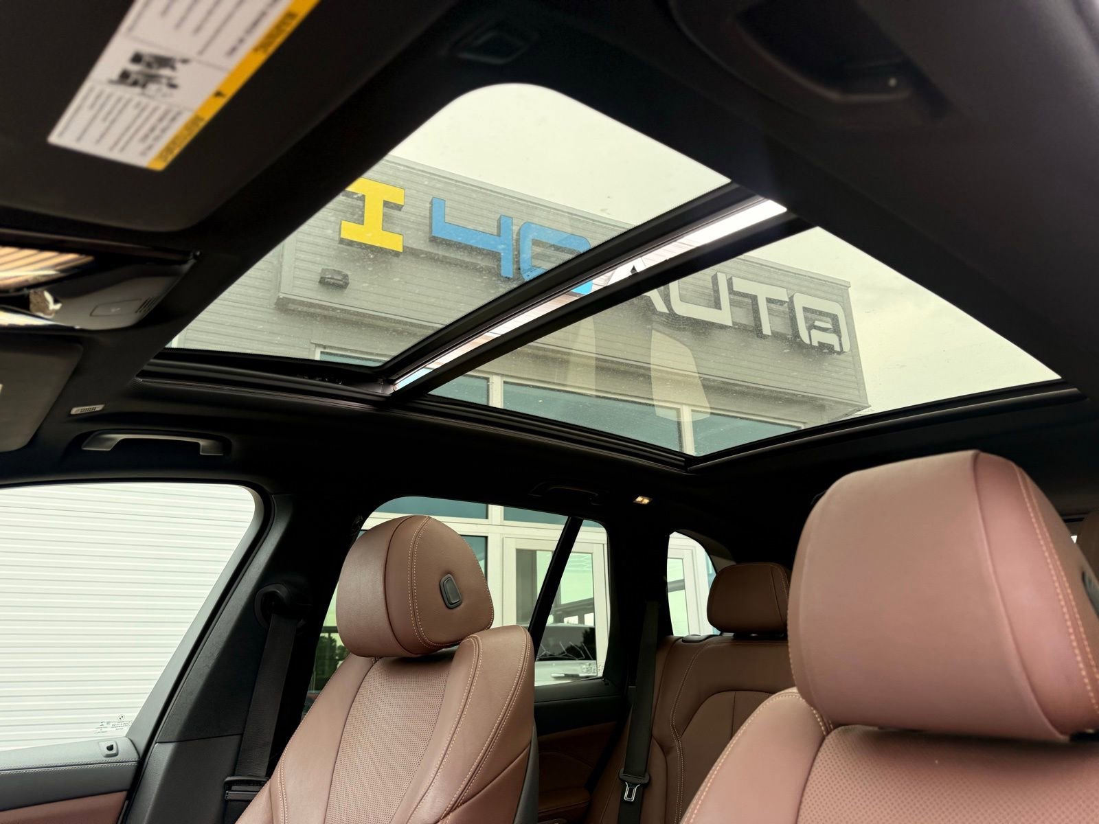 Used 2021 BMW X5 xDrive40i w/ M Sport Package image 21