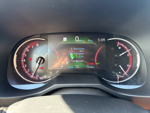 Used 2022 Toyota RAV4 Adventure w/ Convenience Package AWD/4WD image 16
