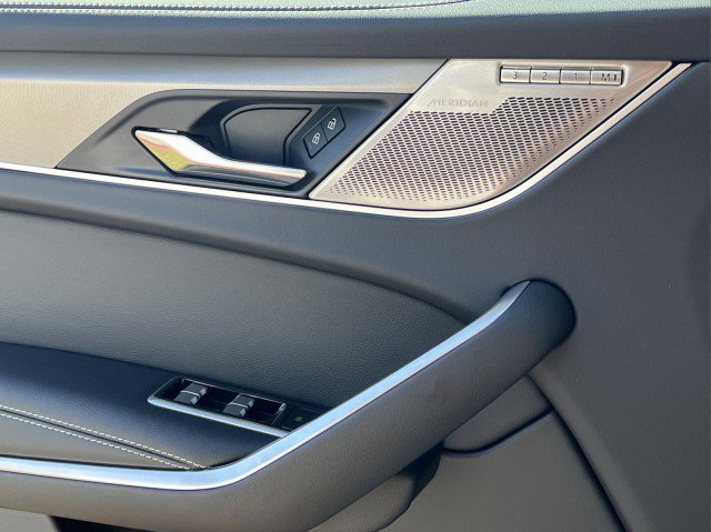 New 2026 Jaguar F-PACE R-Dynamic S image 25