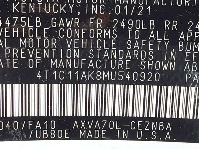 Used 2021 Toyota Camry LE image 31