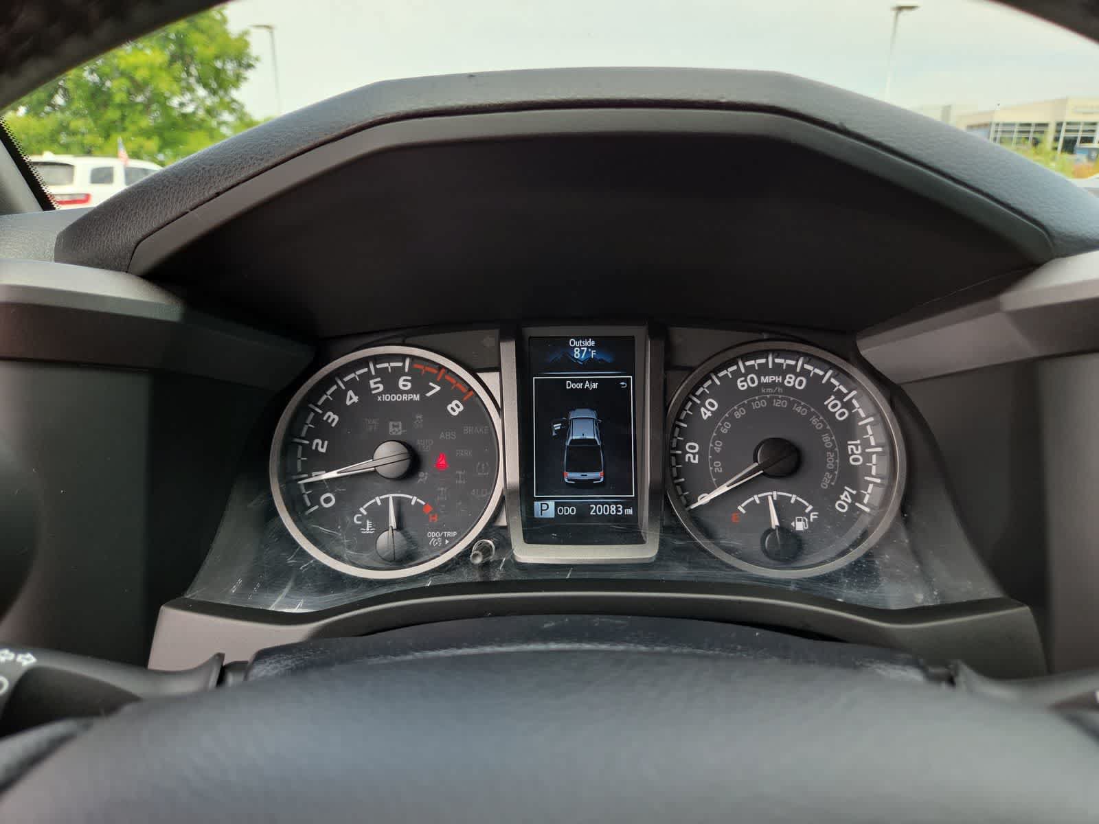 Used 2022 Toyota Tacoma TRD Off-Road w/ Technology Package AWD/4WD image 26