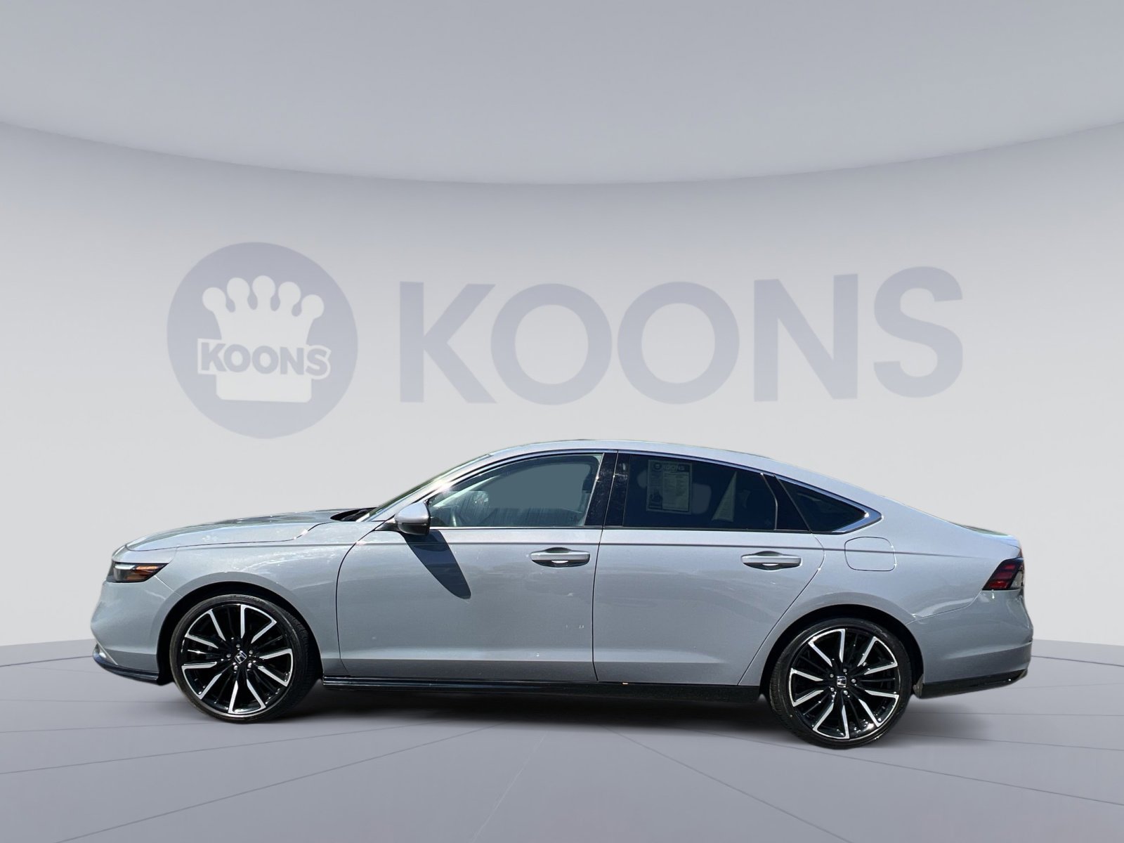 Used 2024 Honda Accord Touring image 13