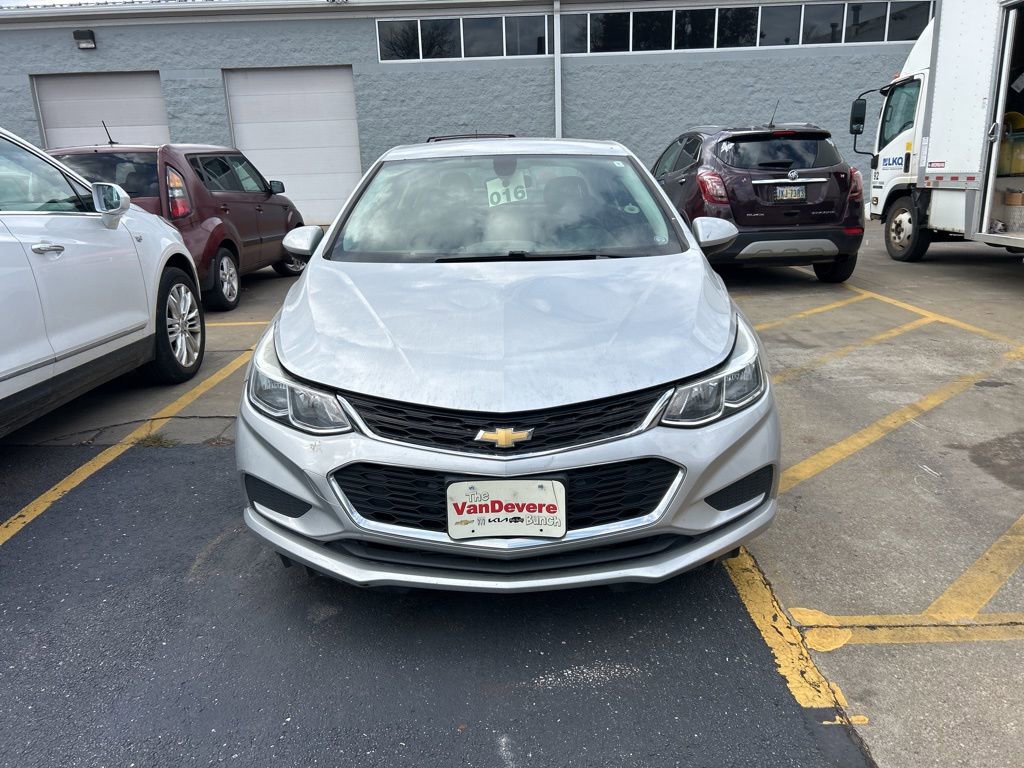 Used 2017 Chevrolet Cruze LS image 2