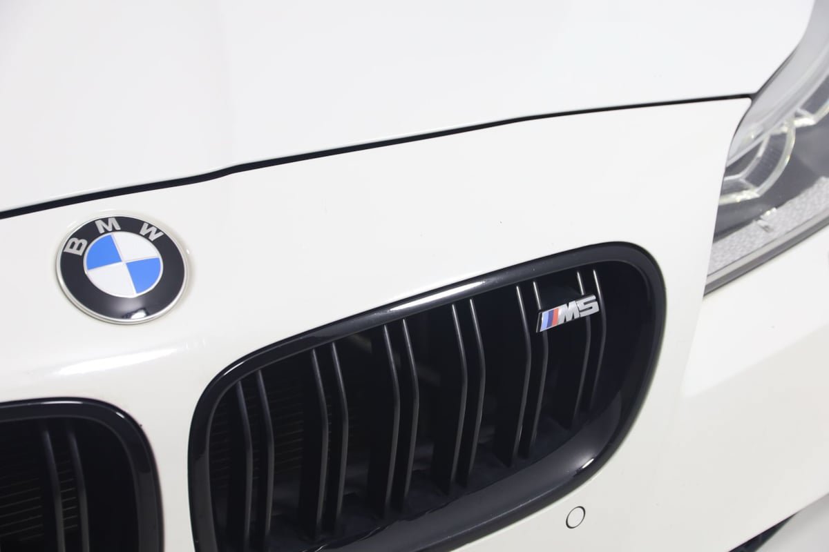 Used 2015 BMW M5 RWD image 17