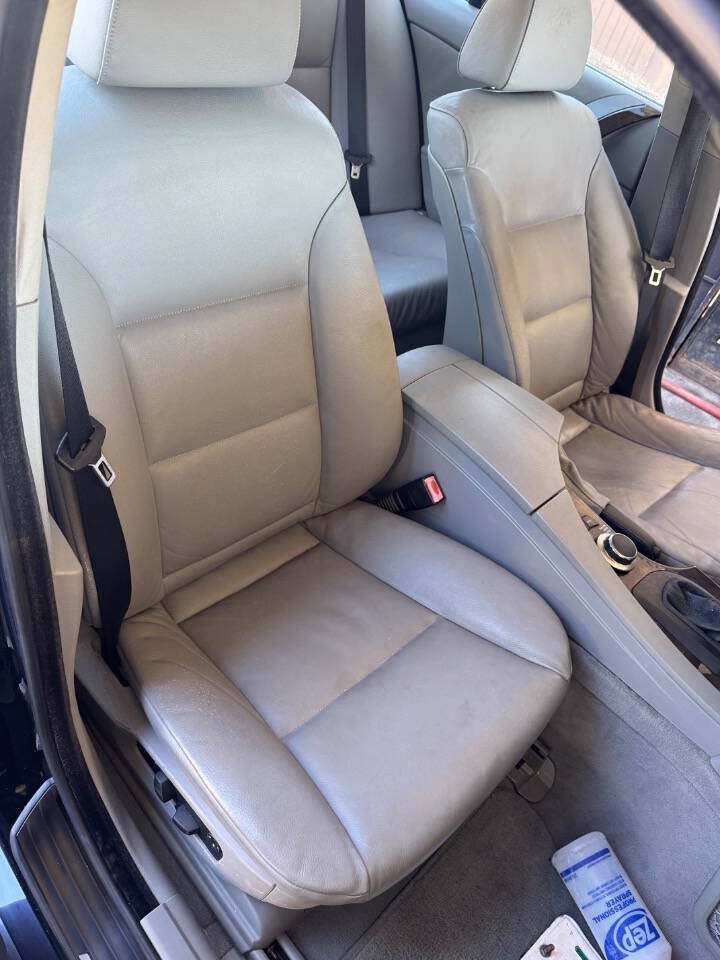 Used 2006 BMW 530xi Sedan AWD/4WD image 13