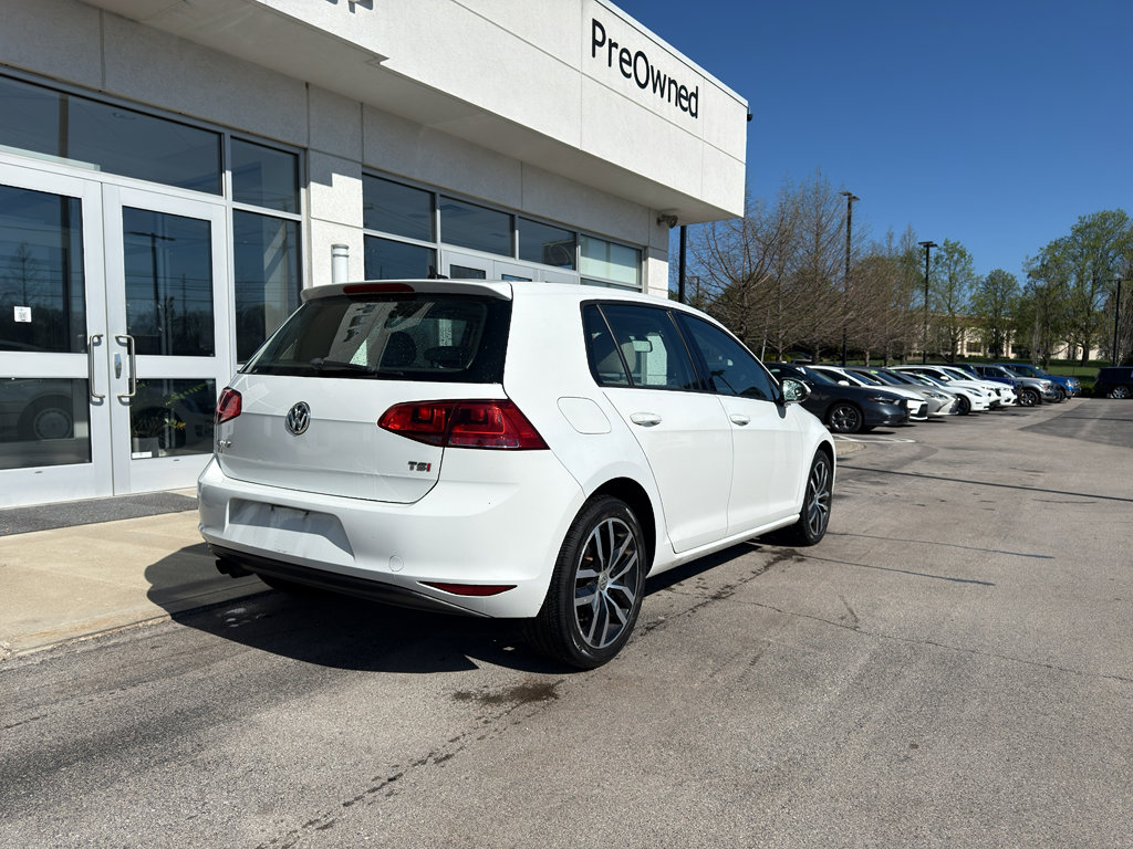 Used 2016 Volkswagen Golf SE w/ Lighting Package image 3