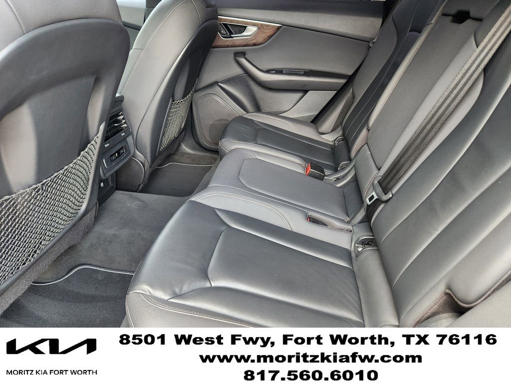 Used 2020 Audi Q8 Premium AWD/4WD image 29