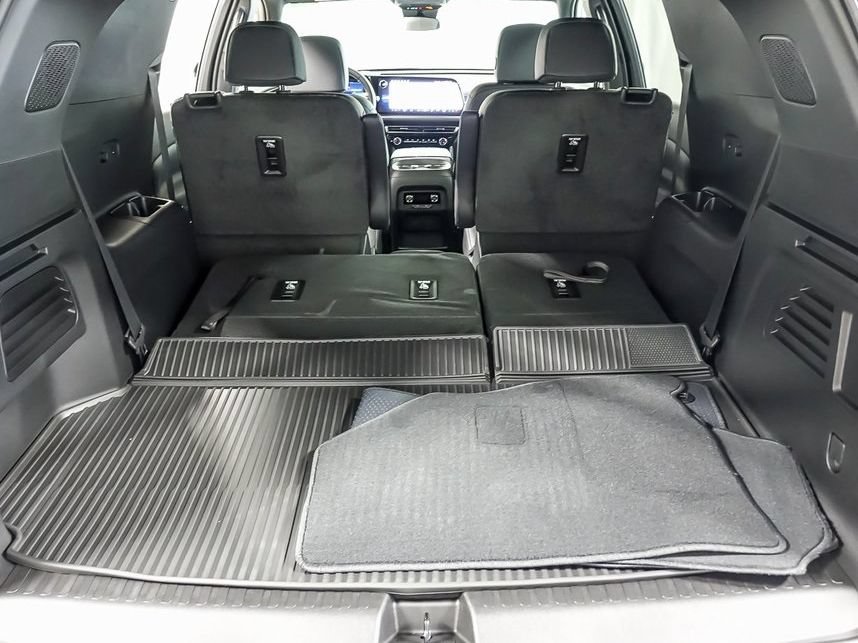 New 2026 Chevrolet Traverse LT w/ LPO, Floor Liner Package AWD/4WD image 19