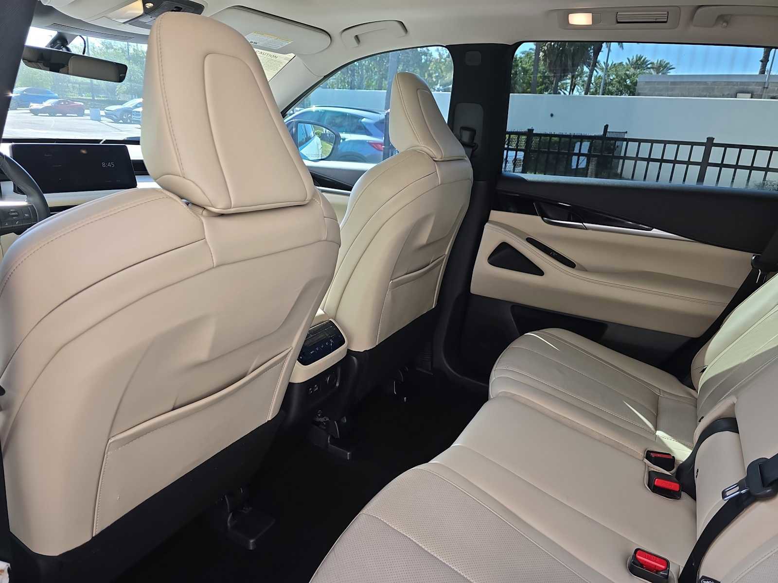 Used 2023 INFINITI QX60 Pure FWD image 11