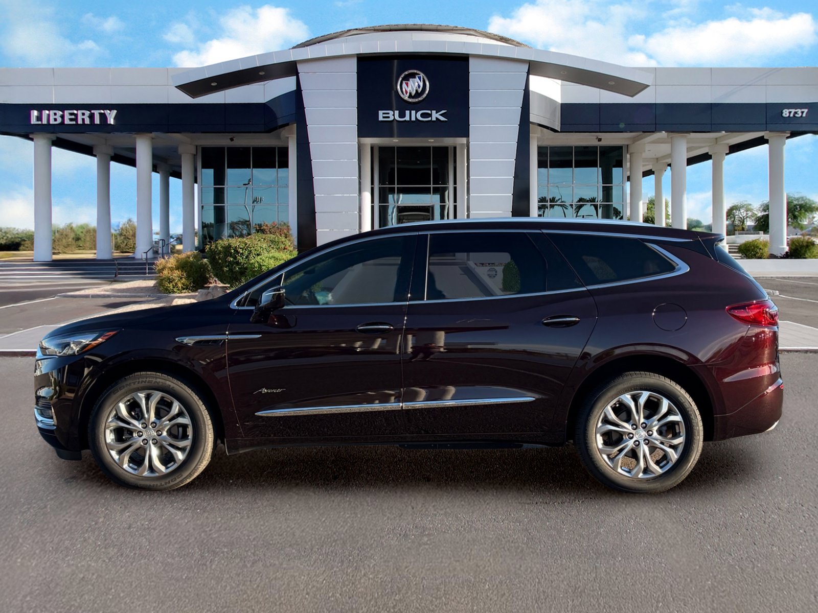 Used 2021 Buick Enclave Avenir w/ Avenir Technology Package FWD image 6