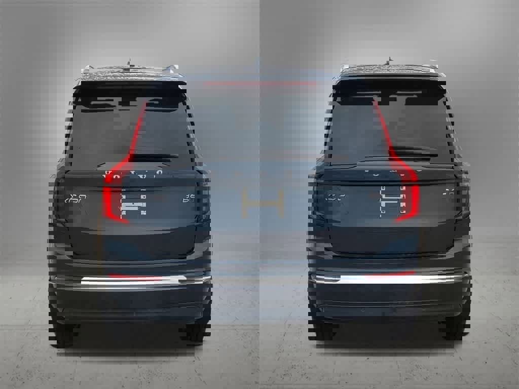 New 2026 Volvo XC90 B6 Ultra w/ Protection Package image 5