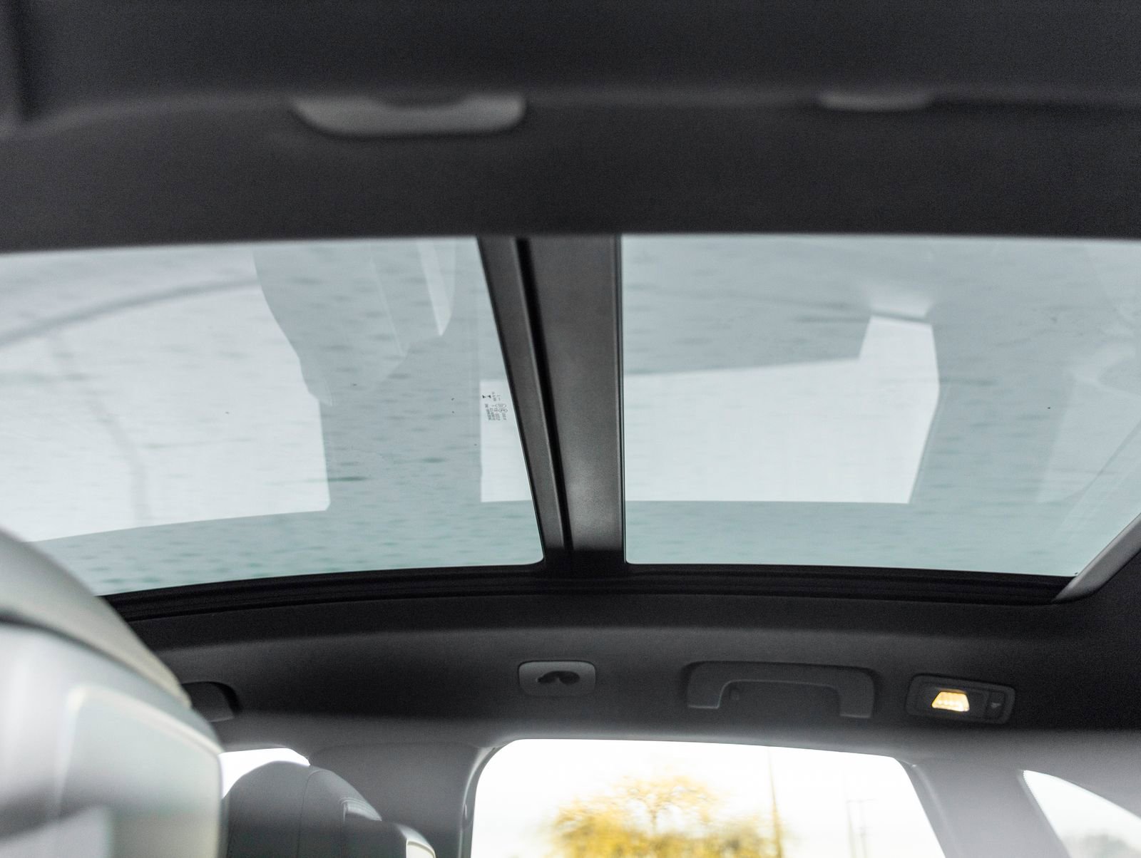 Certified 2023 Porsche Macan image 25