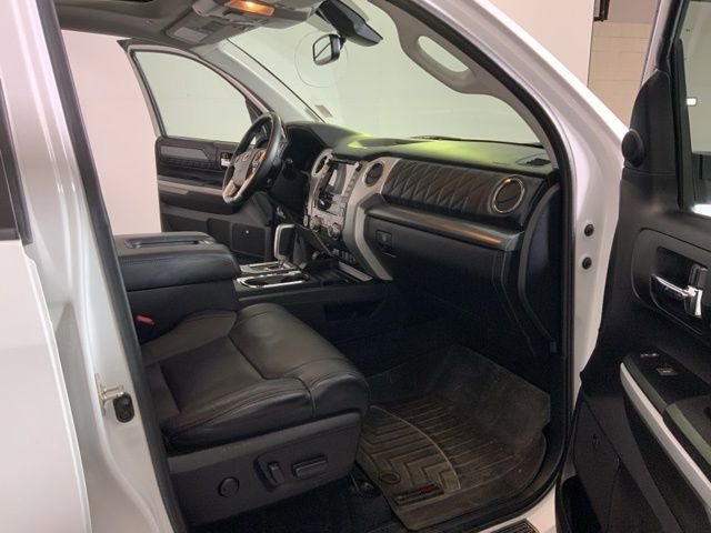Used 2020 Toyota Tundra Platinum image 27