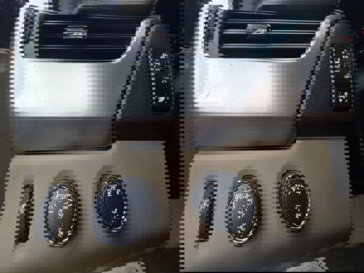 Used 2019 Chevrolet Tahoe LT image 19