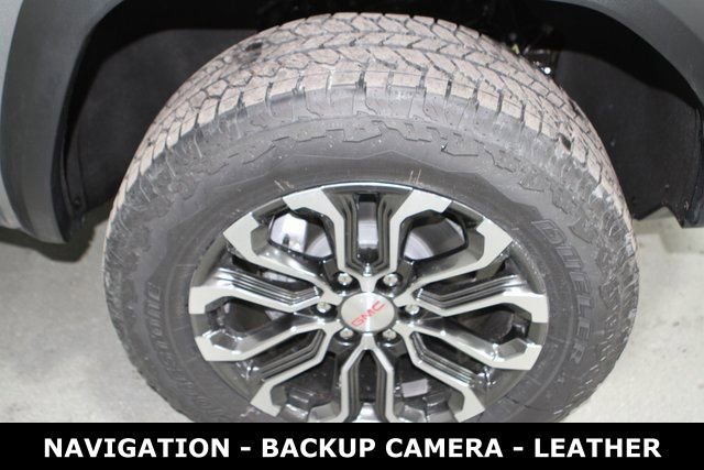 New 2026 GMC Canyon Denali image 6