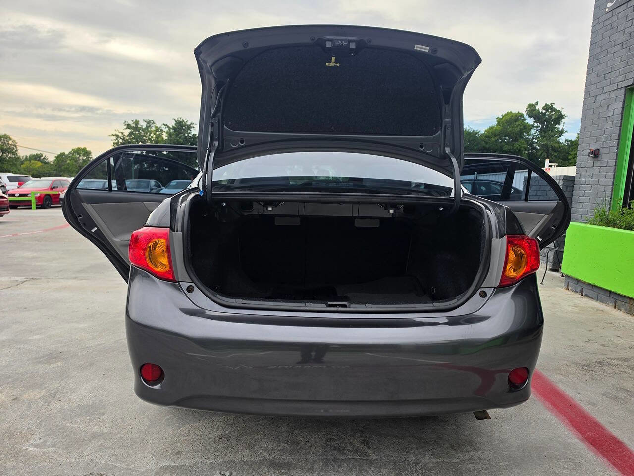 Used 2009 Toyota Corolla LE FWD image 27