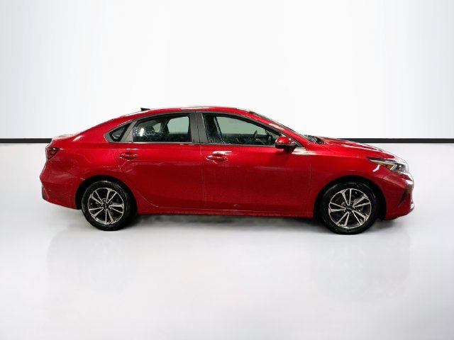 Certified 2024 Kia Forte LXS w/ LXS Technology Package FWD image 8