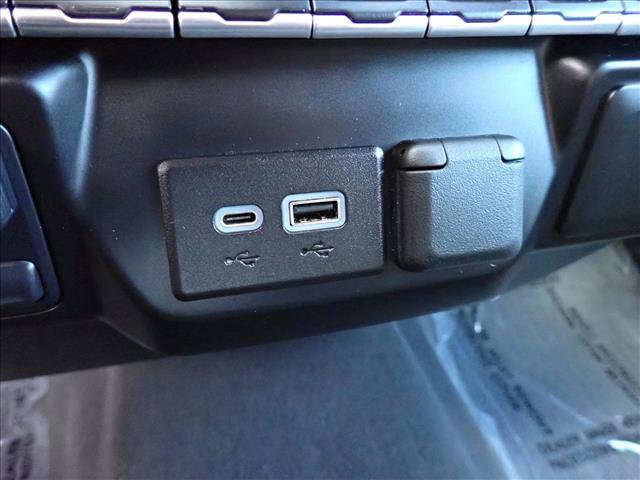 Used 2023 Chevrolet Silverado 2500 LT w/ Convenience Package AWD/4WD image 18