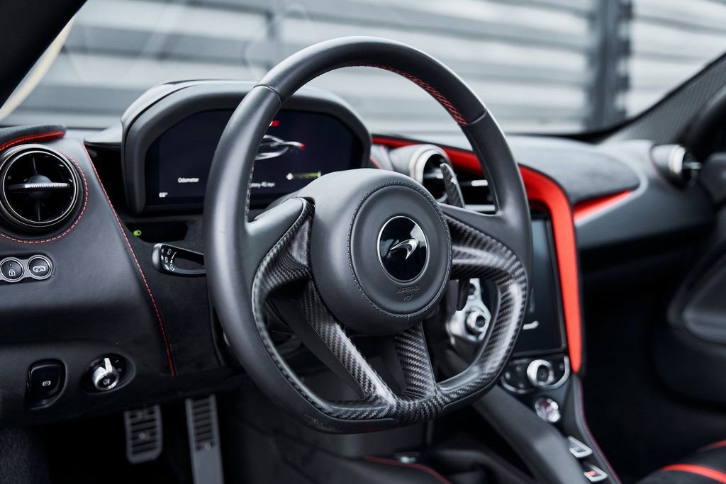 Used 2021 McLaren 720S Performance image 45