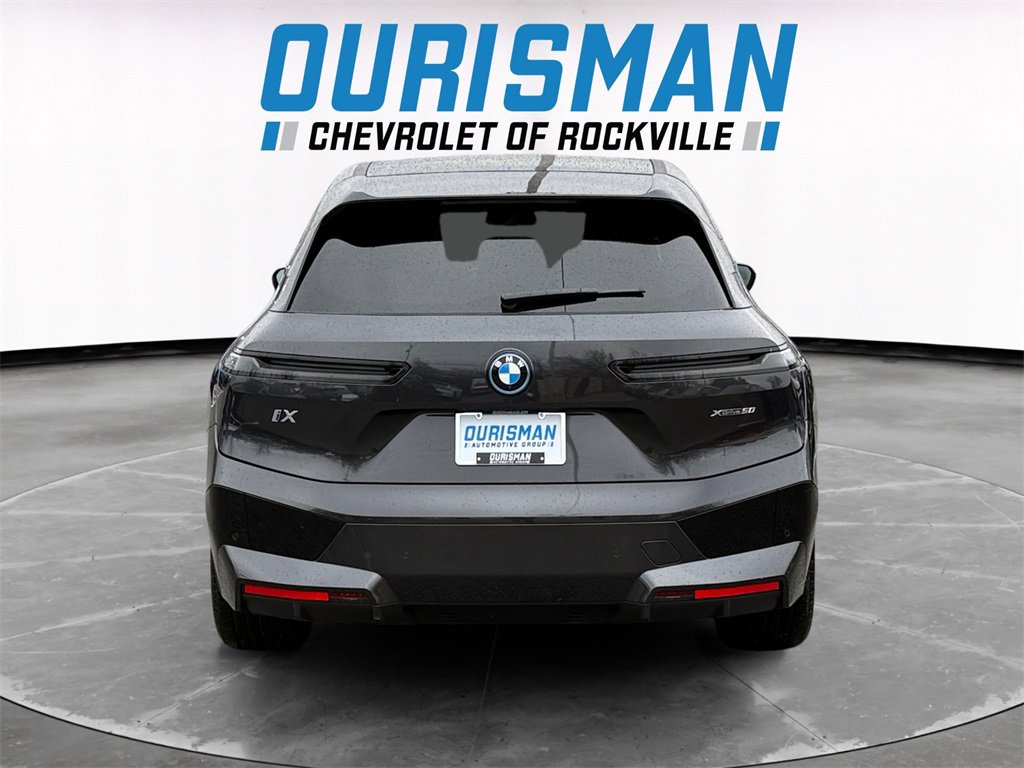 Used 2023 BMW iX xDrive50 w/ Ultimate Package 2 image 5