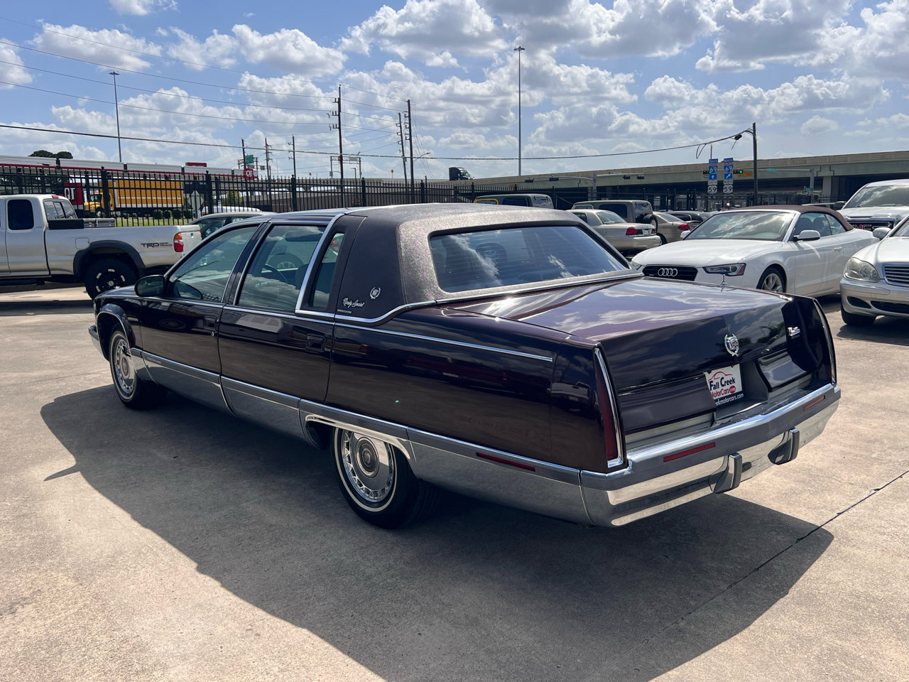 Used 1996 Cadillac Fleetwood Brougham image 16