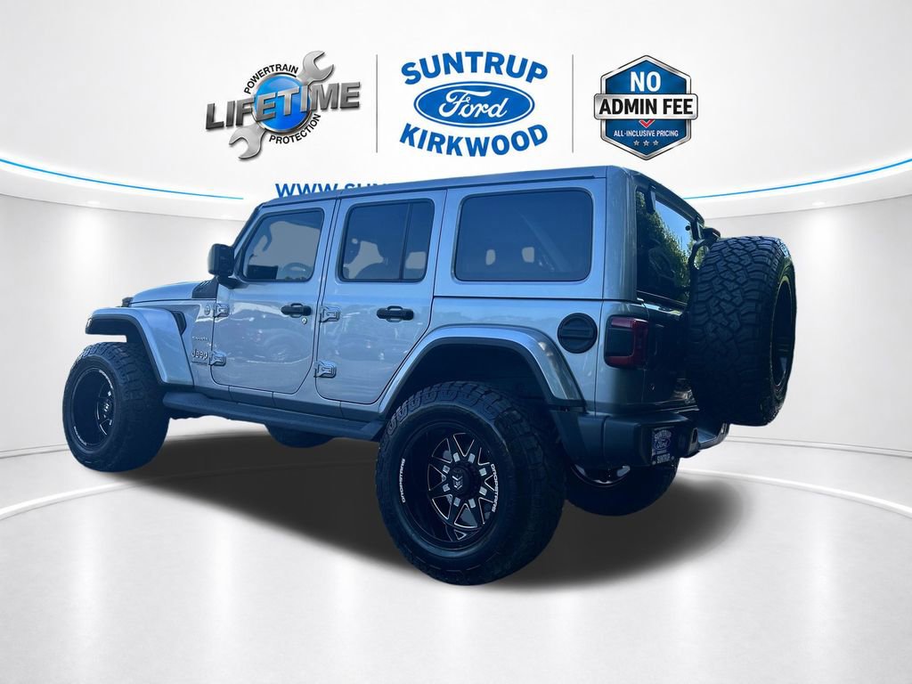 Used 2020 Jeep Wrangler Unlimited Sahara w/ LED Lighting Group AWD/4WD image 3