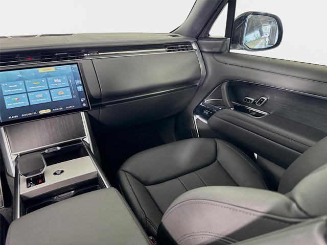 New 2026 Land Rover Range Rover Long Wheelbase SE AWD/4WD image 26