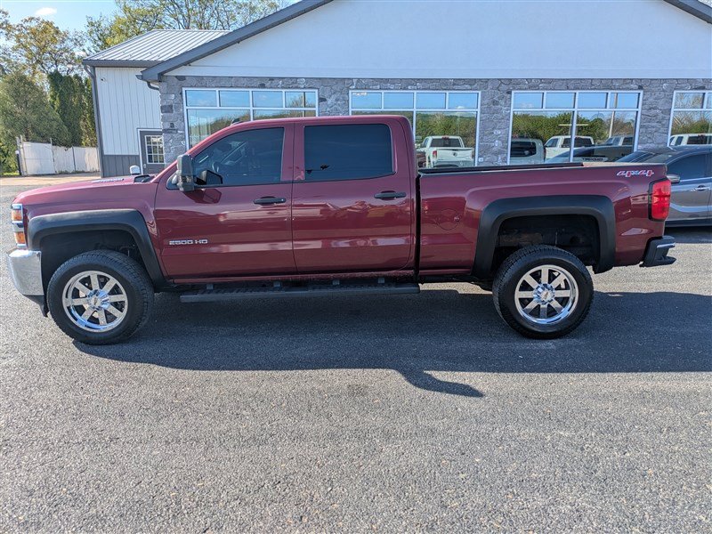 Used 2015 Chevrolet Silverado 2500 LT AWD/4WD image 3