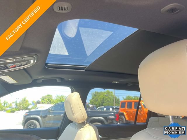 Certified 2025 Jeep Grand Cherokee L Limited w/ Luxury Tech Group II AWD/4WD image 30