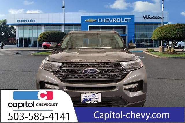 Used 2021 Ford Explorer XLT w/ Equipment Group 202A AWD/4WD image 8
