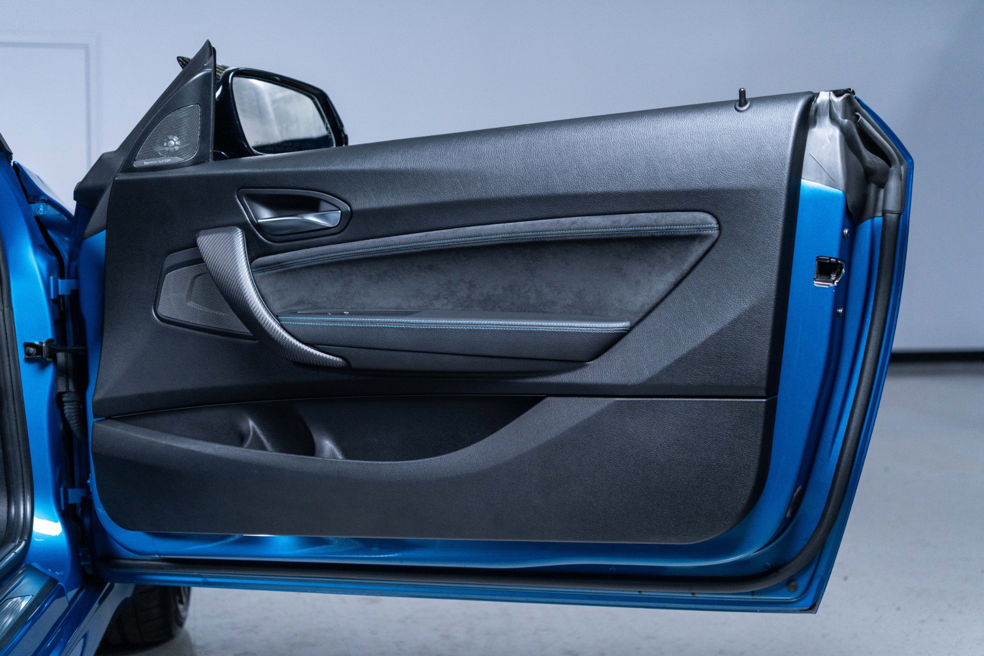 Used 2017 BMW M2 RWD image 44