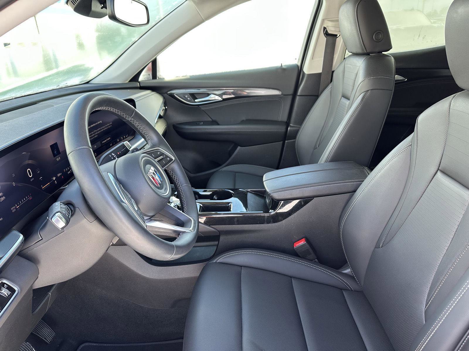 Used 2025 Buick Envision Preferred image 23