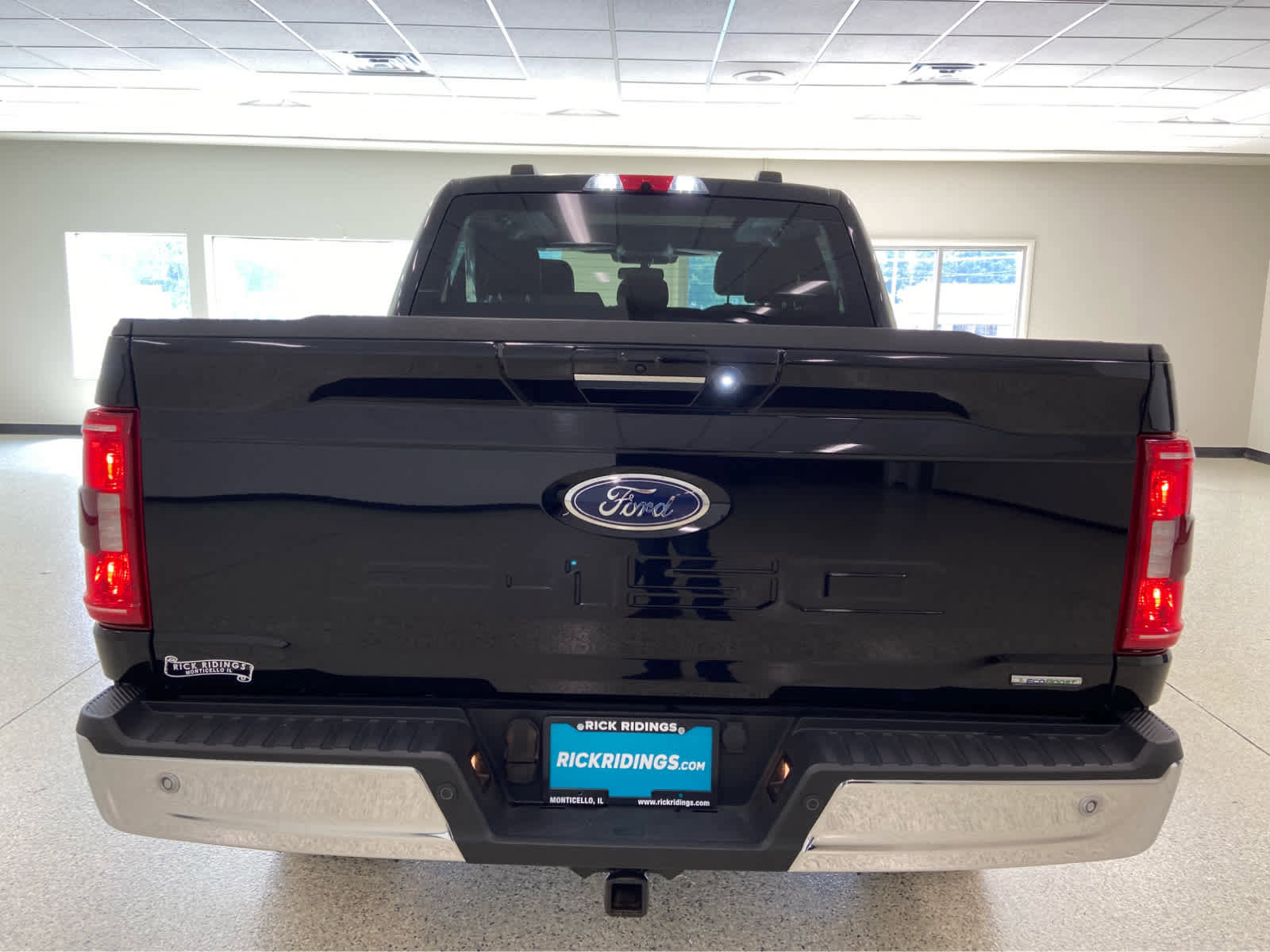 Used 2022 Ford F150 XLT w/ Equipment Group 302A High image 8