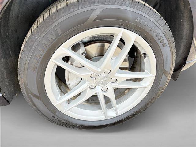 Used 2013 Audi Q5 2.0T Premium Plus AWD/4WD image 19
