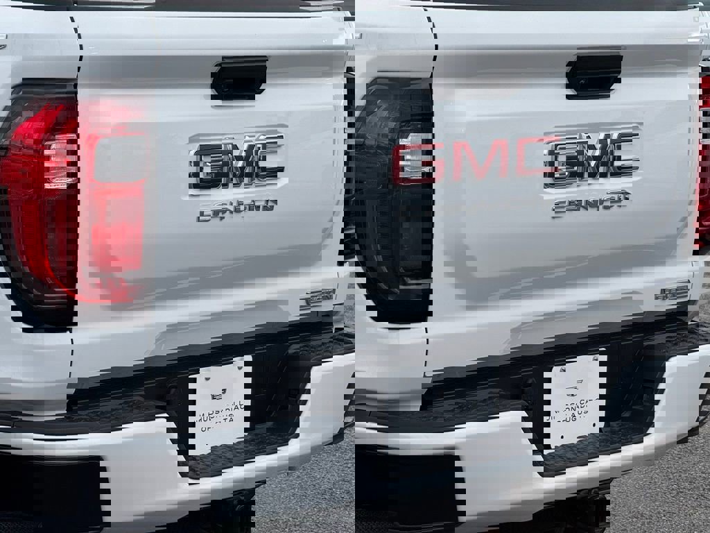 Used 2024 GMC Canyon Elevation w/ Convenience Package image 10