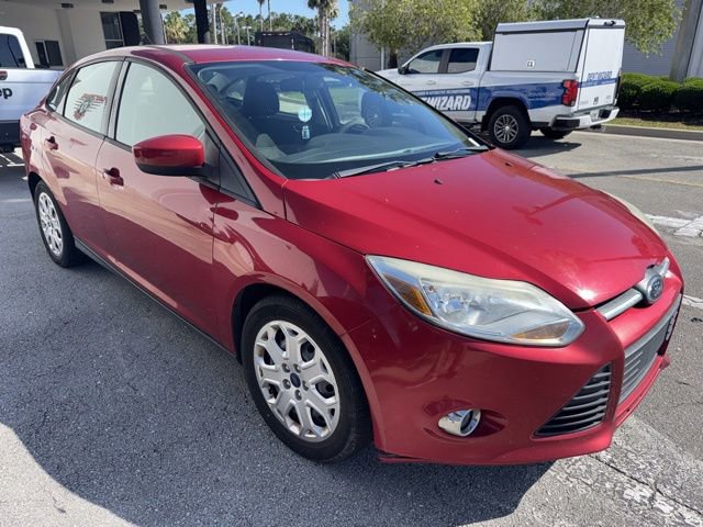 Used 2012 Ford Focus SE FWD image 2