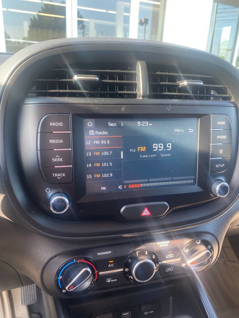 Used 2021 Kia Soul S FWD image 6