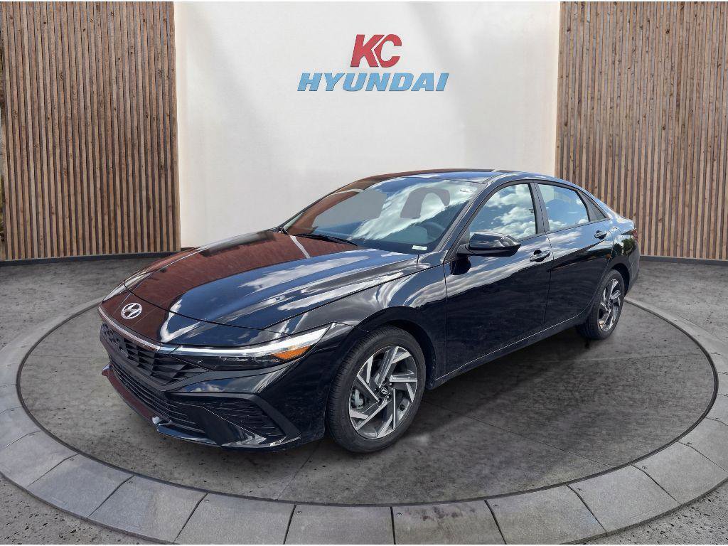 New 2025 Hyundai Elantra Sport