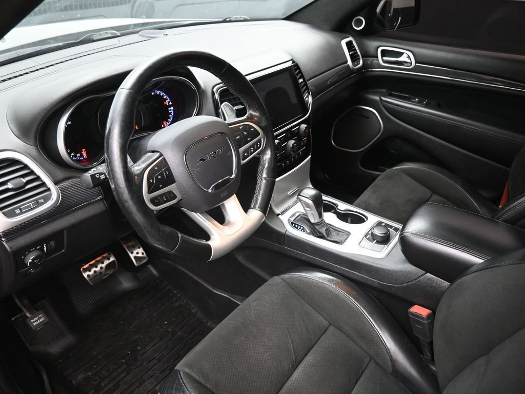 Used 2019 Jeep Grand Cherokee SRT image 22