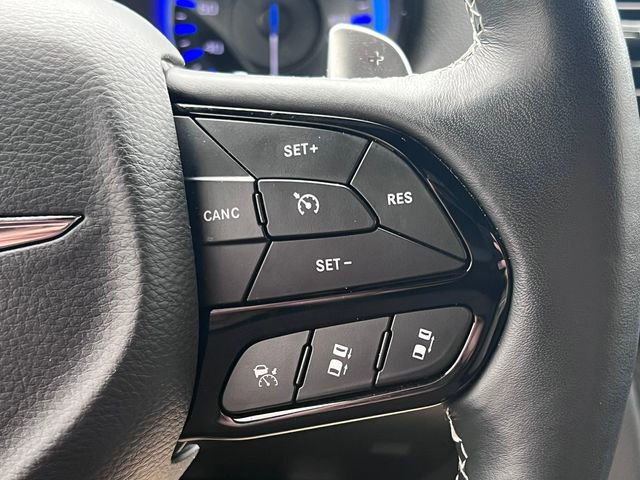 Used 2023 Chrysler 300 C RWD image 24