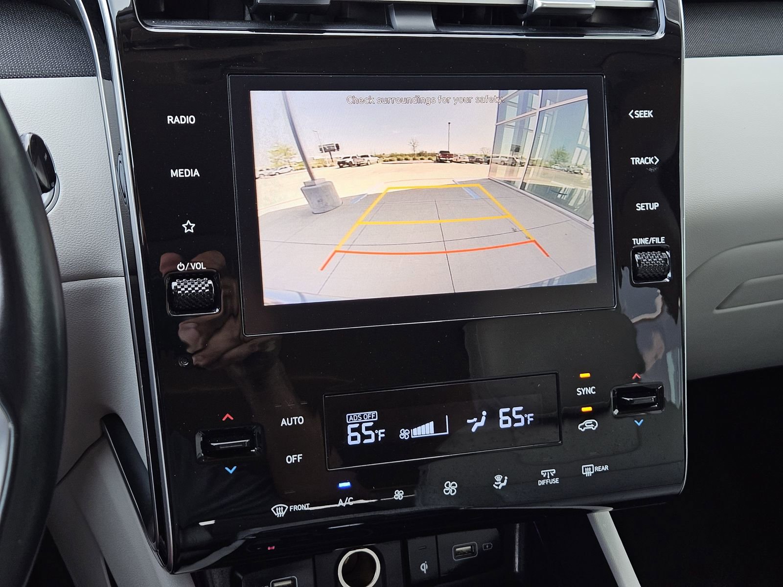 Used 2023 Hyundai Tucson SEL w/ Convenience Package image 22