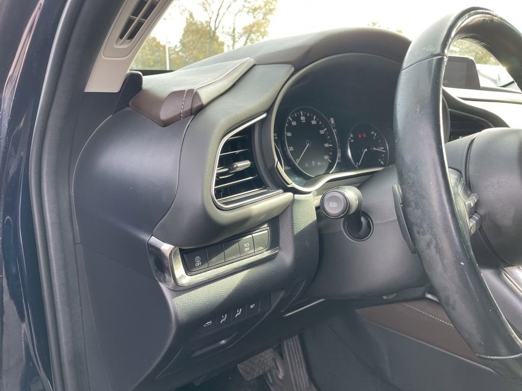 Used 2021 MAZDA CX-30 FWD 2.5 S w/ Premium Package image 19