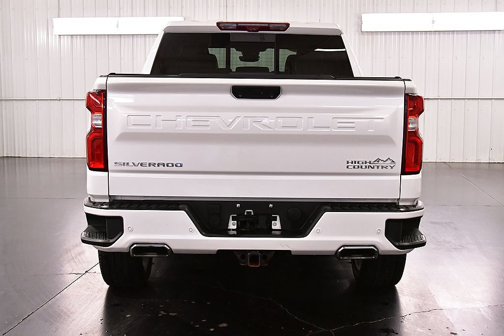 Used 2023 Chevrolet Silverado 1500 High Country w/ Technology Package AWD/4WD image 6