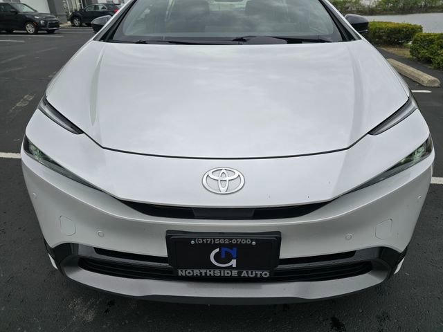 Used 2023 Toyota Prius XLE image 16