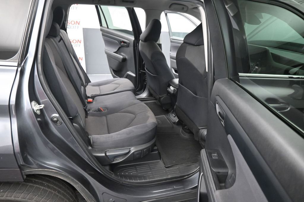 Used 2020 Toyota Highlander LE AWD/4WD image 24